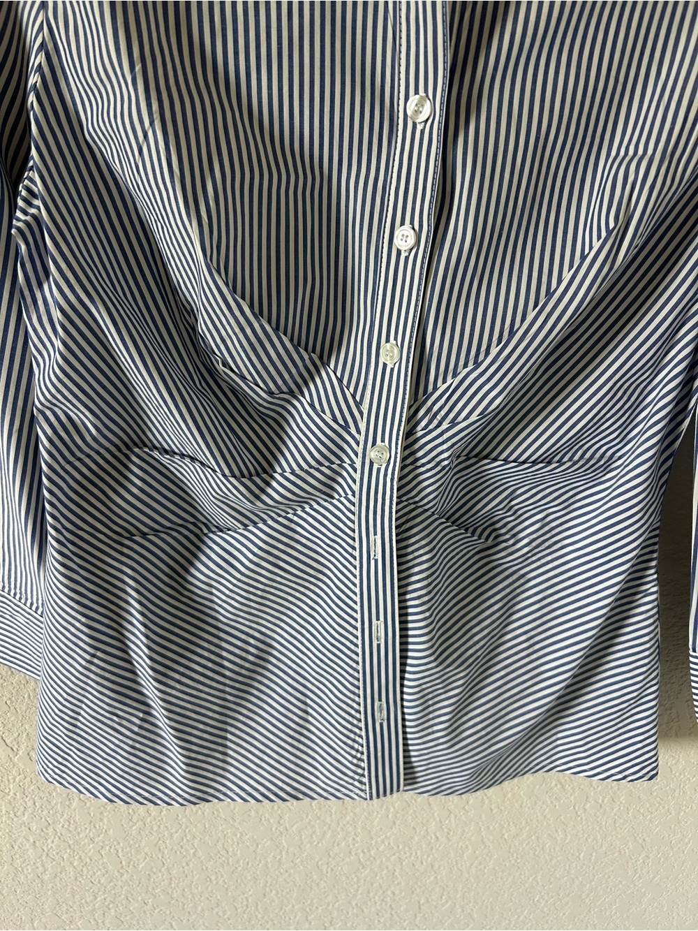 Finley Gathered Waist Navy Striped Button Down Shirt Blouse Size S - Picture 6 of 8